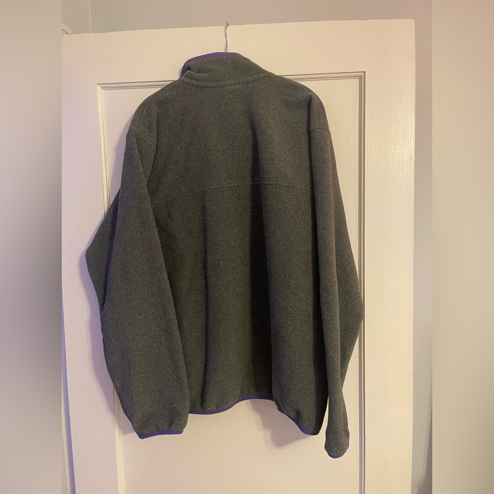 Patagonia Synchilla Gray Fleece - Picture 2 of 4